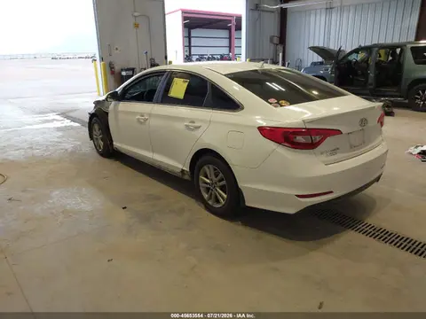 2016 Hyundai SONATA SE VIN 5NPE24AF0GH322662 фото 3