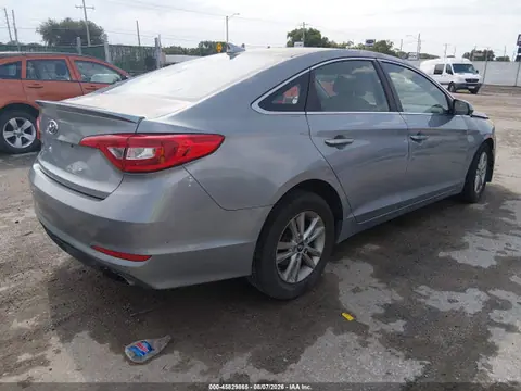 2016 Hyundai SONATA SE VIN 5NPE24AF6GH373700 фото 4