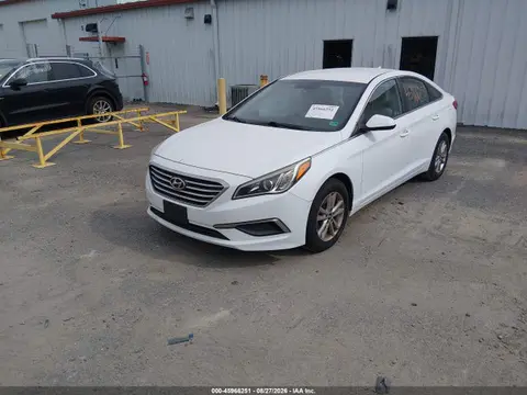 2016 Hyundai SONATA SE VIN 5NPE24AFXGH279092 фото 2