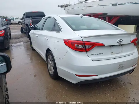 2016 Hyundai SONATA SE VIN 5NPE24AFXGH307232 фото 3