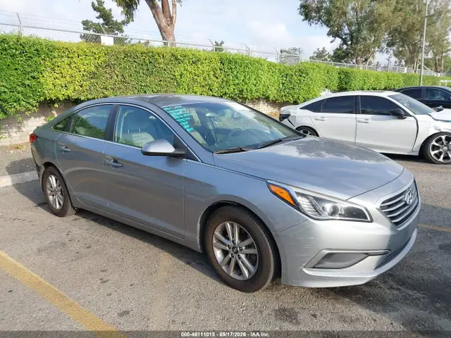 5NPE24AF5GH331017 — 2016 Hyundai Sonata SE, Задняя часть (Rear), фото до ремонта