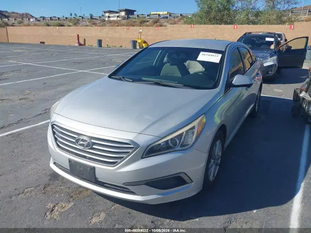 5NPE24AF3GH408046 — 2016 Hyundai Sonata SE, фото 2 с аукциона IAAI 14.10.2026, Естественный износ