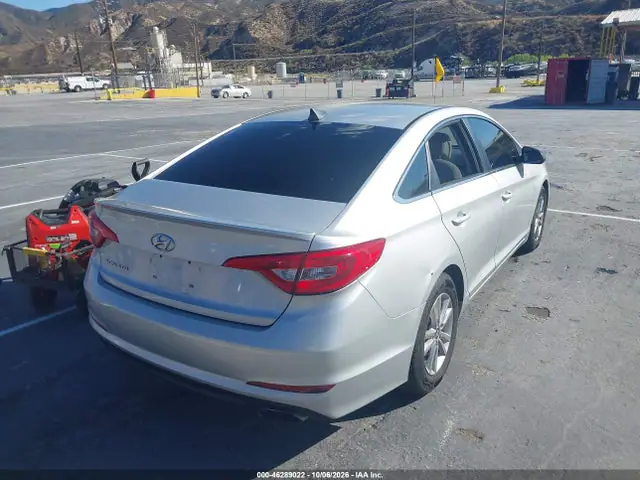 5NPE24AF3GH408046 — 2016 Hyundai Sonata SE, фото 4 с аукциона IAAI 14.10.2026, Естественный износ