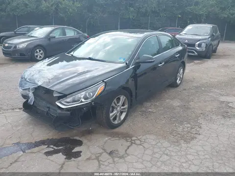 2018 Hyundai SONATA SEL VIN 5NPE34AF8JH657981 фото 2