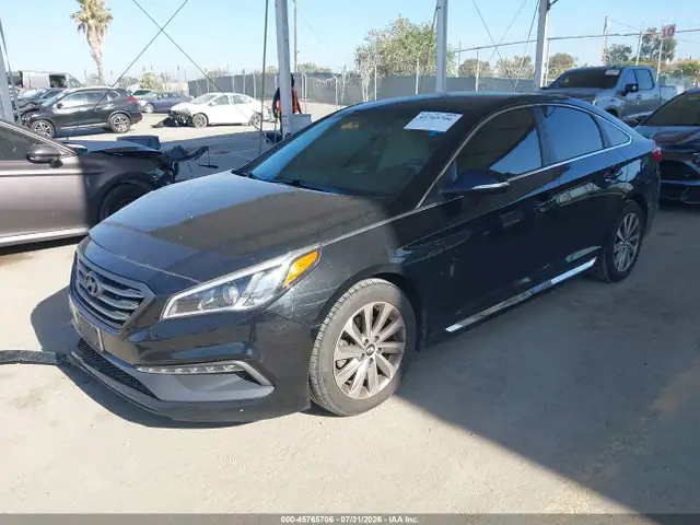5NPE34AF6FH076261 — 2015 Hyundai Sonata Sport, фото 2 с аукциона IAAI 14.10.2026, Передняя часть справа