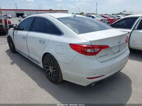 2015 Hyundai Sonata Sport VIN 5NPE34AF2FH132132 фото 3
