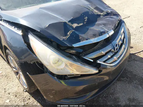 5NPEC4AC8DH730115 — 2013 Hyundai Sonata, Передняя часть, фото до ремонта