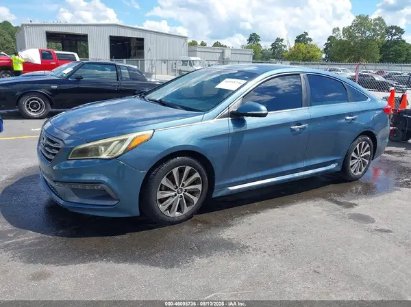 5NPE34AF2GH354395 — 2016 Hyundai Sonata, фото 2 с аукциона IAAI 30.09.2026, Естественный износ