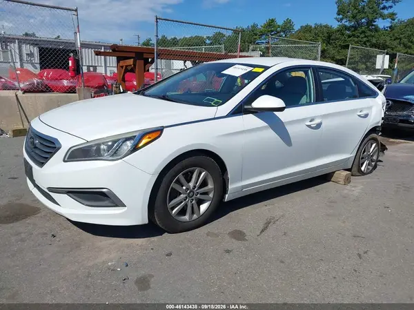 5NPE24AF8GH308475 — 2016 Hyundai Sonata, фото 2 с аукциона IAAI 06.10.2026, Задняя часть
