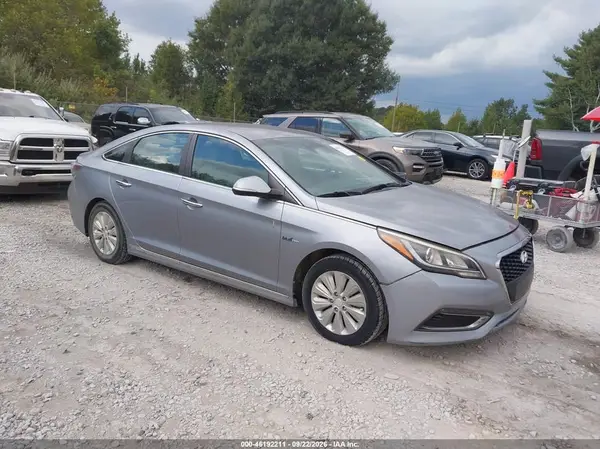KMHE24L14GA012017 — 2016 Hyundai Sonata, Естественный износ (Normal Wear & Tear), фото до ремонта