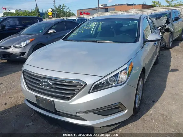 5NPE24AF5HH484028 — 2017 Hyundai Sonata, фото 2 с аукциона IAAI 28.09.2026, Передняя часть справа