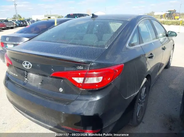 5NPE24AF3HH548017 — 2017 Hyundai Sonata, фото 4 с аукциона IAAI 29.09.2026, Подтопление