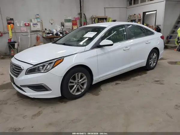 5NPE24AFXHH595674 — 2017 Hyundai Sonata, фото 2 с аукциона IAAI 10.10.2026, Град