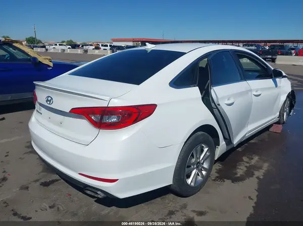 5NPE24AF0HH452359 — 2017 Hyundai Sonata, фото 4 с аукциона IAAI, Передняя часть справа