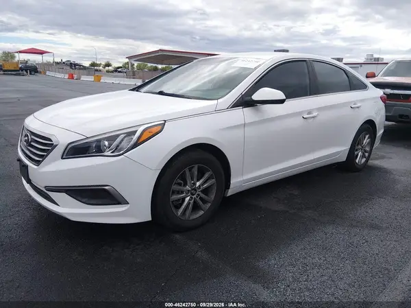2017 HYUNDAI SONATA VIN 5NPE24AF7HH490283 фото 2