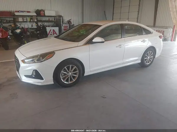 5NPE24AAXJH682226 — 2018 Hyundai Sonata, фото 2 с аукциона IAAI 07.10.2026, Естественный износ