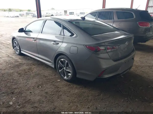 KMHE34L34JA083501 — 2018 Hyundai Sonata, фото 3 с аукциона IAAI, Естественный износ