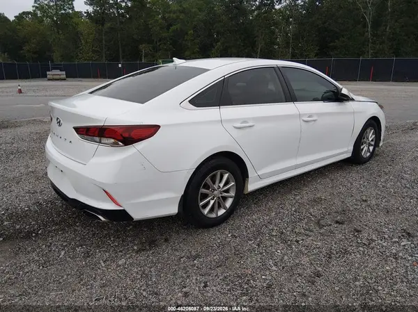 5NPE24AF0JH700275 — 2018 Hyundai Sonata, фото 4 с аукциона IAAI 14.10.2026, Задняя часть слева