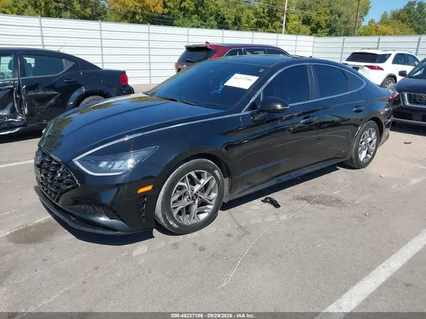 5NPEF4JA5LH058762 — 2020 Hyundai Sonata, фото 2 с аукциона IAAI, Передняя часть справа