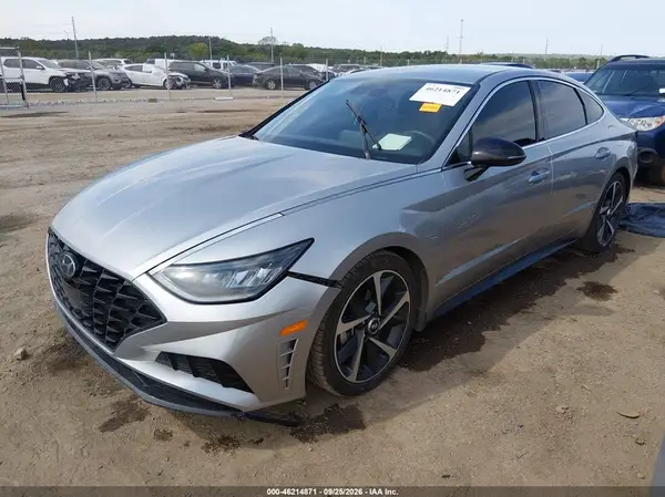 5NPEJ4J25MH076333 — 2021 Hyundai Sonata, фото 2 с аукциона IAAI, Передняя часть слева