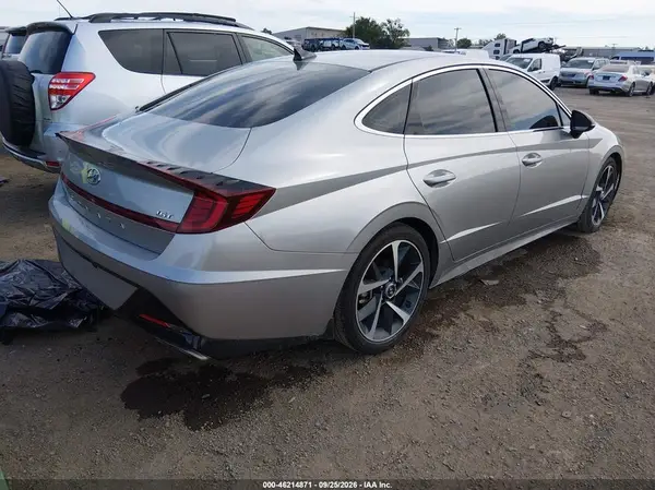 5NPEJ4J25MH076333 — 2021 Hyundai Sonata, фото 4 с аукциона IAAI, Передняя часть слева