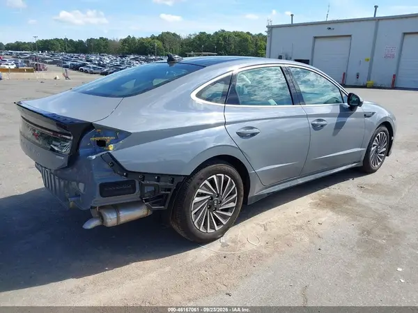 2025 HYUNDAI SONATA VIN KMHL54JJ8SA106119 фото 4