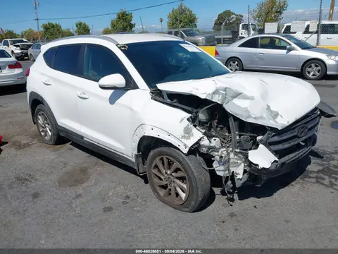 KM8J33A24GU063405 — 2016 Hyundai Tucson Eco, Естественный износ (Normal Wear & Tear), фото до ремонта