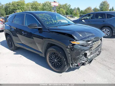 KM8JBCAE0NU146307 — 2022 Hyundai Tucson Essential AWD, Передняя часть (Front), фото до ремонта