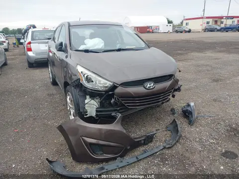 KM8JT3AF6EU855605 — 2014 Hyundai Tucson GL, Передняя часть (Front), фото до ремонта