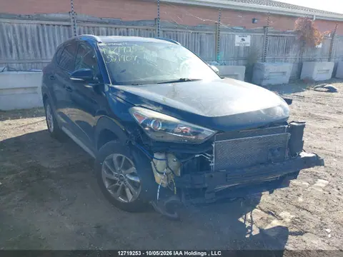 KM8J3CA49HU521409 — 2017 Hyundai Tucson Limited/Sport And Eco/SE, Передняя часть (Front), фото до ремонта