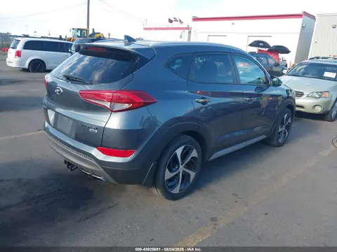 2017 Hyundai Tucson Limited VIN KM8J3CA27HU474105 фото 4