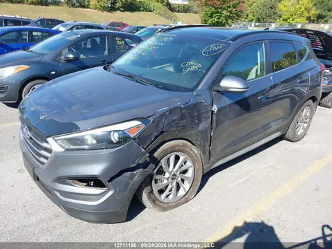 2017 Hyundai Tucson Luxury VIN KM8J3CA48HU570780 фото 2