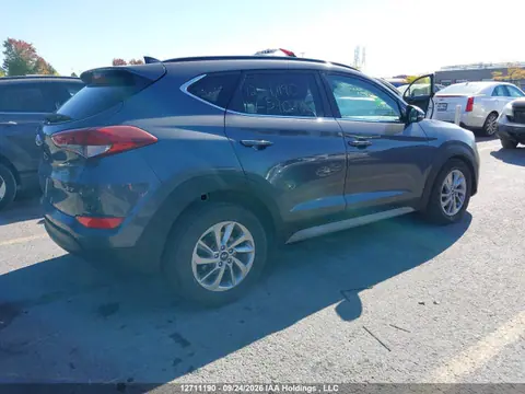 2017 Hyundai Tucson Luxury VIN KM8J3CA48HU570780 фото 4