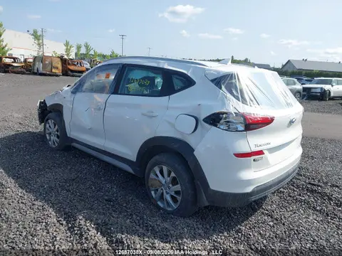 2019 Hyundai Tucson Preferred VIN KM8J3CA42KU874985 фото 3