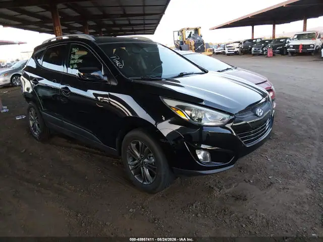 KM8JUCAG9EU857645 — 2014 Hyundai Tucson SE, Передняя часть (Front & Rear), фото до ремонта