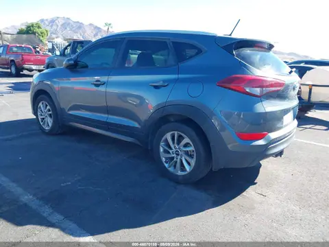 2016 Hyundai TUCSON SE VIN KM8J33A42GU027312 фото 3