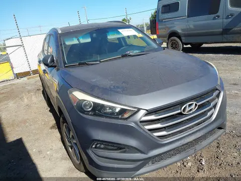 KM8J3CA4XHU295400 — 2017 Hyundai Tucson SE, Угон (Theft), фото до ремонта