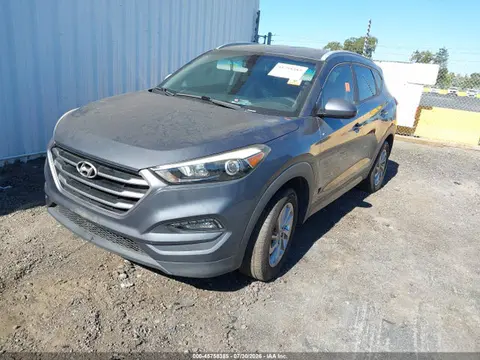 2017 Hyundai TUCSON SE VIN KM8J3CA4XHU295400 фото 2