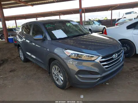 KM8J23A49HU538777 — 2017 Hyundai Tucson SE, Задняя часть (Rear), фото до ремонта