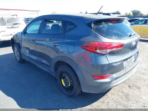 2018 Hyundai TUCSON SE VIN KM8J23A45JU761193 фото 3