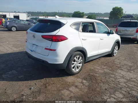 2019 Hyundai TUCSON SE VIN KM8J2CA47KU864827 фото 4