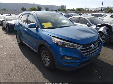 KM8J3CA48JU829564 — 2018 Hyundai Tucson SEL Plus, Передняя часть (Front End), фото до ремонта