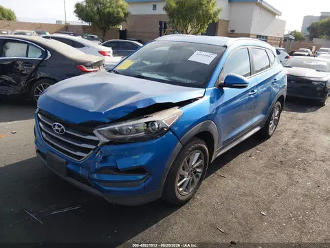2018 Hyundai Tucson Sel Plus VIN KM8J3CA48JU829564 фото 2