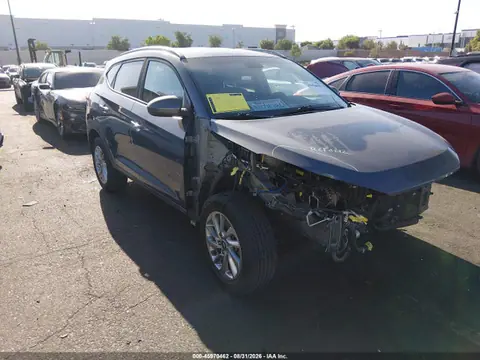 KM8J33A4XJU726582 — 2018 Hyundai Tucson SEL, Передняя часть справа (Right Front), фото до ремонта