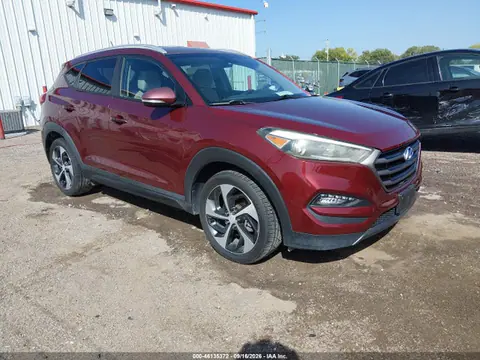 KM8J33A27GU054584 — 2016 Hyundai Tucson Sport, Град (Hail), фото до ремонта