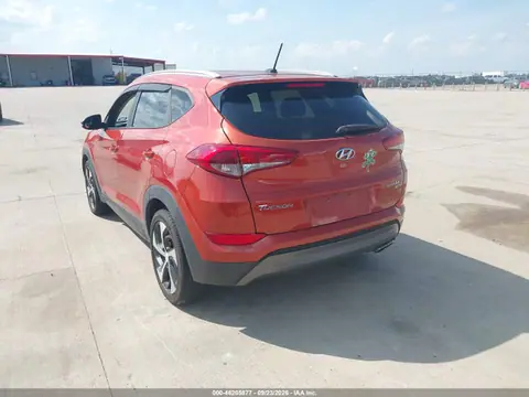 2016 Hyundai Tucson Sport VIN KM8J3CA21GU152638 фото 3
