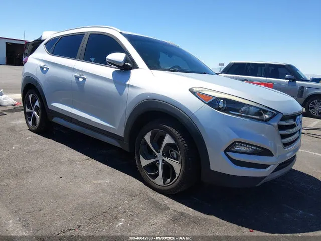2017 Hyundai Tucson Sport VIN KM8J33A25HU562201 фото 1