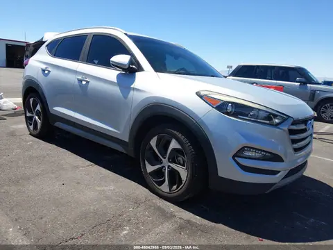 KM8J33A25HU562201 — 2017 Hyundai Tucson Sport, Левый бок (Left Side), фото до ремонта