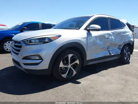 2017 Hyundai Tucson Sport VIN KM8J33A25HU562201 фото 2