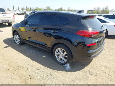 2021 Hyundai Tucson Value VIN KM8J33A44MU306899 фото 3